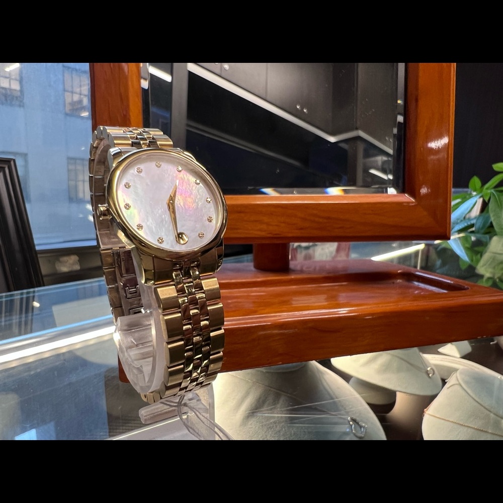 Movado Museum Classic Steel MOP Diamond